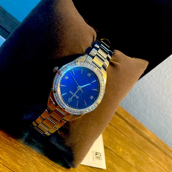 96R243 BULOVA MENS SS CSE/BRACELETS BLUE DIAL DIA BEZEL - Picture 1 of 10